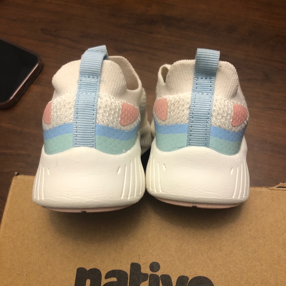 Nautica White Kids Sneakers with Pastel Pink, Purple & Aqua Accents. Size 8 - Picture 4 of 8
